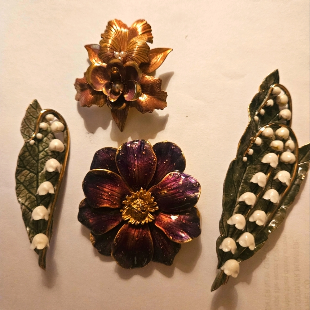 Brooch pins set of 4